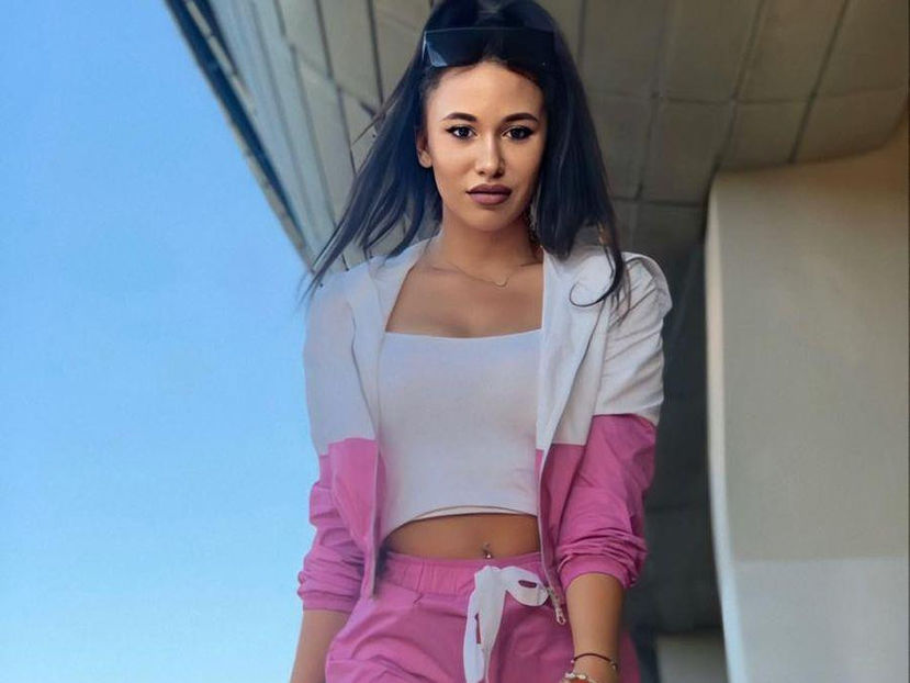 Stefania Stanila. - Survivor Romania