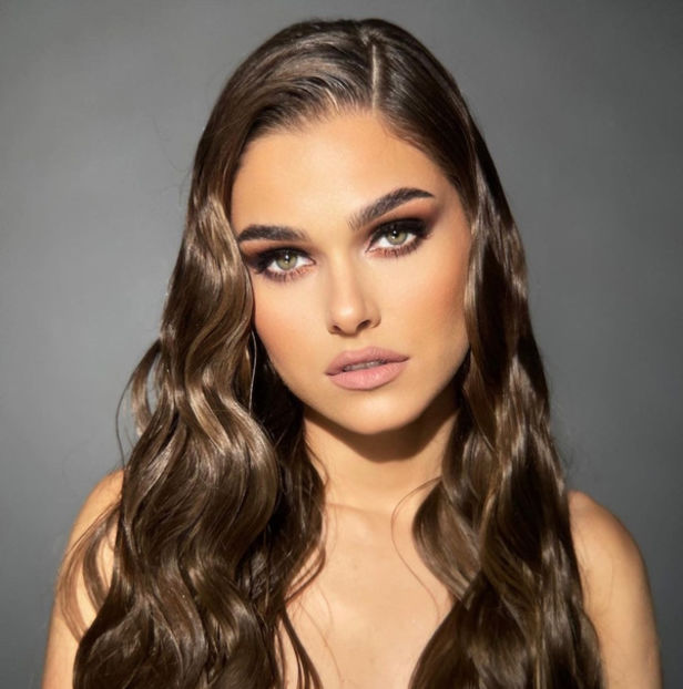 Theo. - Kiss Mary Kil