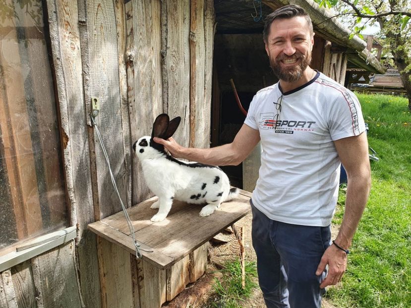  - vizita crescatoriilor de iepuri oi si gaini din zona -sucevei-vaslui