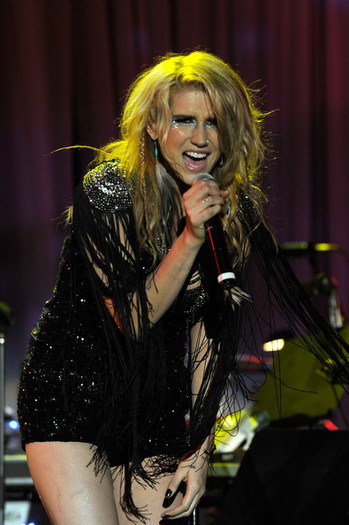 52nd+Annual+GRAMMY+Awards+Salute+Icons+Doug+vW9xx4EIeehl - Kesha
