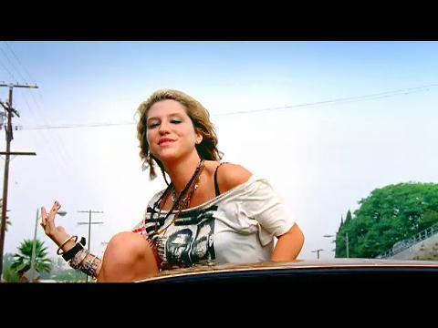 10644184_NWCWMXDGO - Kesha
