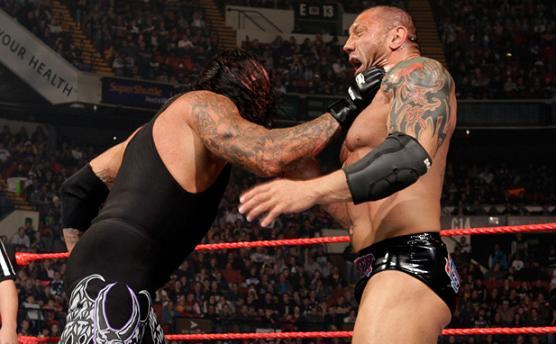 The-Undertaker-defeated-CM-Punk-Batista-and-Rey-Mysterio5 - poze noi wrestling