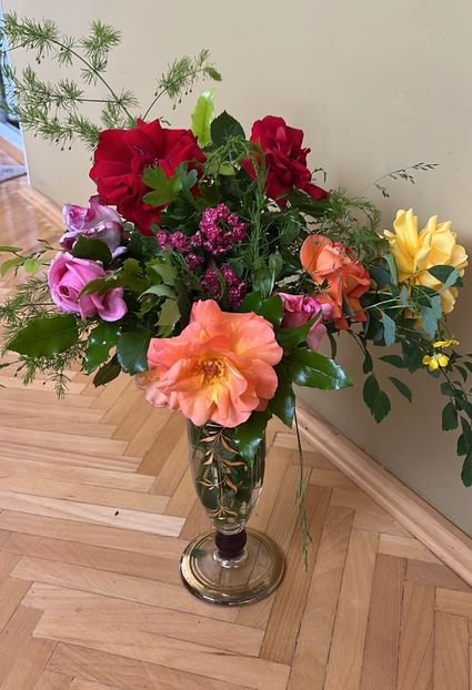 CDD2A5CA-DF38-4CBE-AFD3-E00BC4C698B5 - Aranjamente licheni și flori