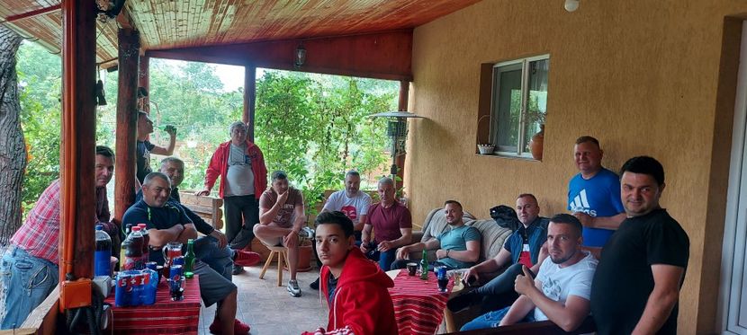  - 1--- AGH Contact 0766614616