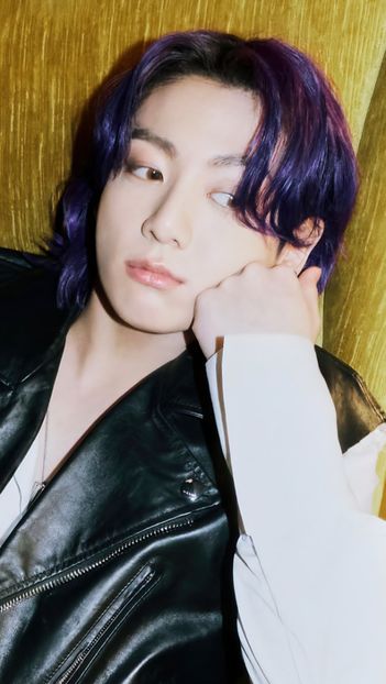  - Hello BTS !