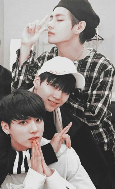 ▶️ - Hello BTS !