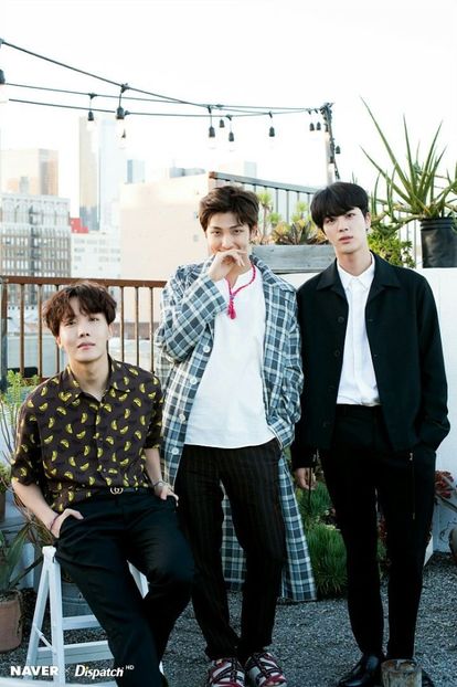  - Hello BTS !