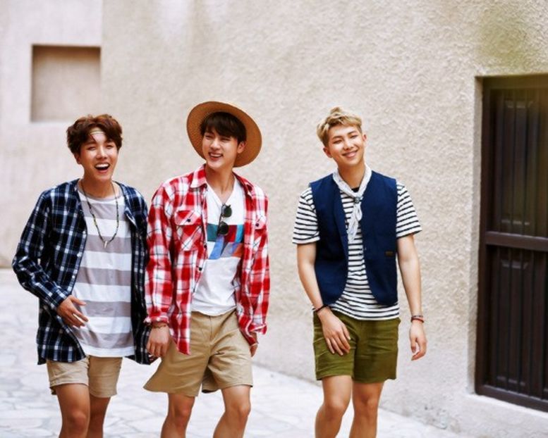  - Hello BTS !