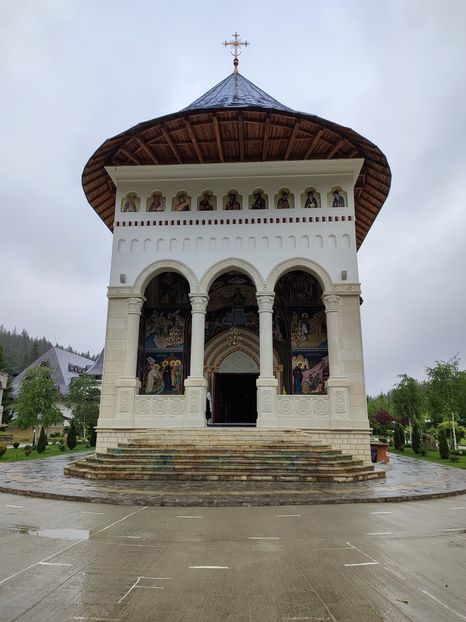 Sihastria Putnei - minivacanta Putna