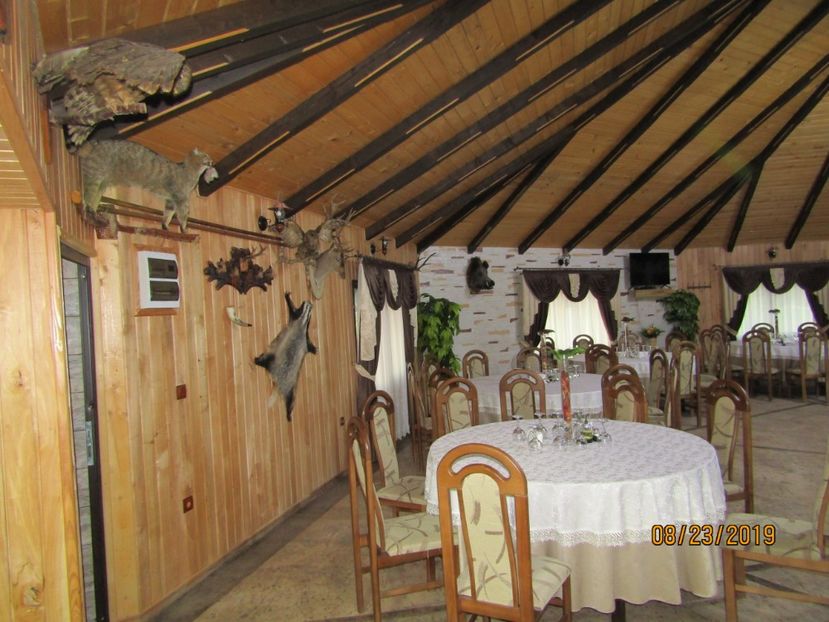  - Hanul vanatorului
