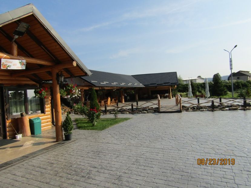  - Hanul vanatorului