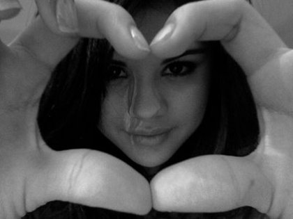 Selena Gomez Twitter - 000-poze rare selena gomez-000