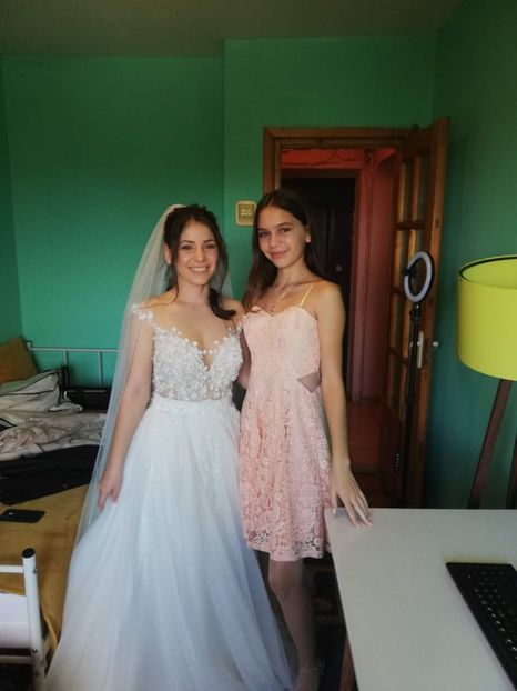 received_5213887265406870 - După mai mulți ani