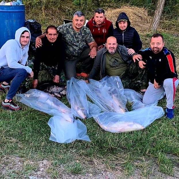  - EU SI PRIETENII MEI