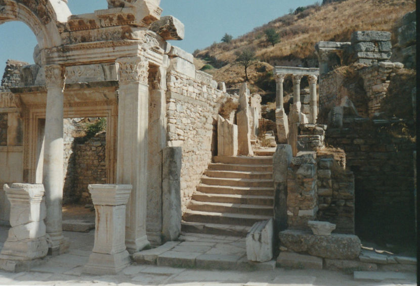 Efes. Templul lui Hadrian - Turcia
