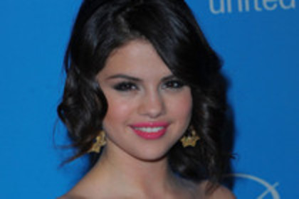 11536231_NUAFJJWCN - poze  selena