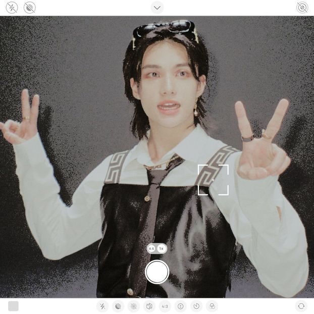 ⸙ .ೃ 11.07 　　 　⁞ ❏. nu`est w — help me. - Fragments of Deceit