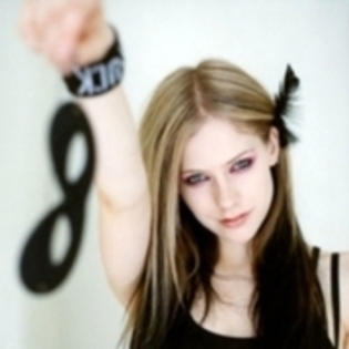 11548807_GAVAPFKIH - avril