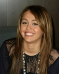 11493355_ZCCLKLLUT - mileyz