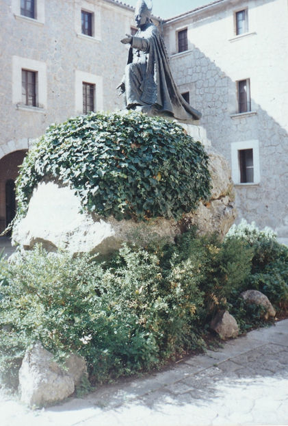 Statuia episcopului Joan Campins - Mallorca