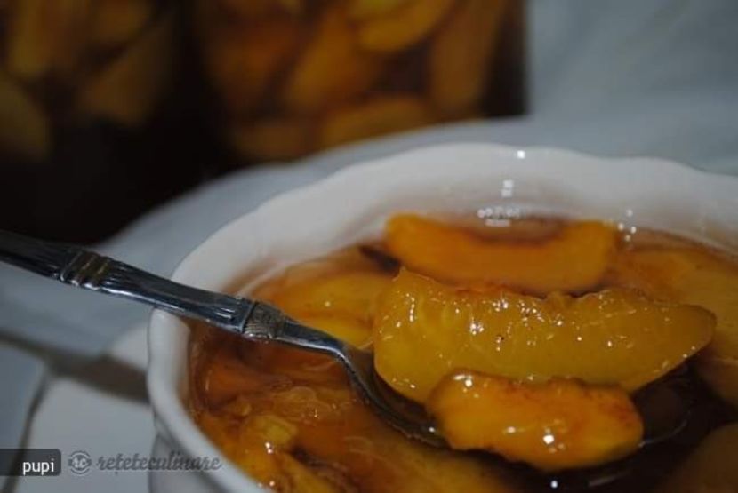  - Compot de piersici 1