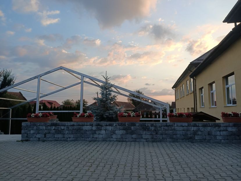 Img.2023.08.17- curtea scolii - Transfăgărășan Cârța jud Sibiu