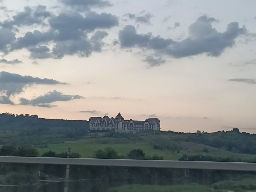 Img.2023.08.17- Cramă în Avrig - Transfăgărășan Cârța jud Sibiu