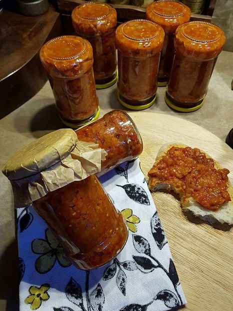  - Zacusca fara coacere sau zacusca lenesului la borcan pentru iarna