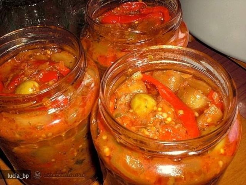  - Tocana siciliana de legume la borcan pentru iarna