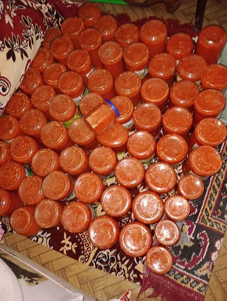  - Pasta de ardei cu morcovi la borcan pentru iarna