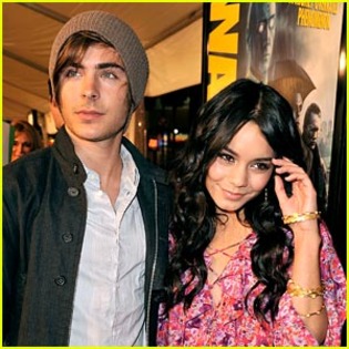 zac-efron-vanessa-hudgens-watchmen