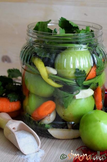  - Gogonele murate picante la borcan pentru iarna