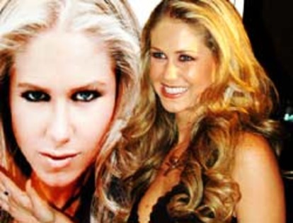 061101_ingrid_martz_03 - Ingrid Martz