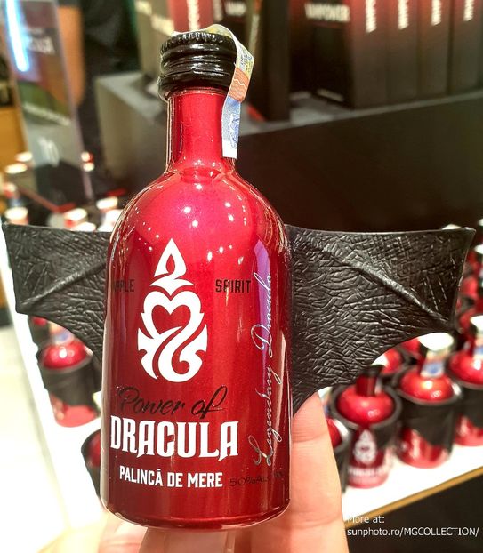 Dracula apple brandy - K - FOOD and DRINKS - Mancare si bauturi