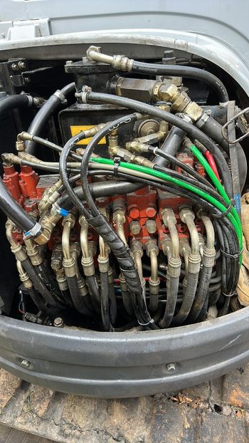 Atelier de reparatii Distribuitoare KYB KAYABA - Centru de reparatii DISTRIBUITOARE