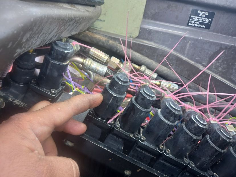 Reparatii Distribuitoare MANITOU - Centru de reparatii DISTRIBUITOARE