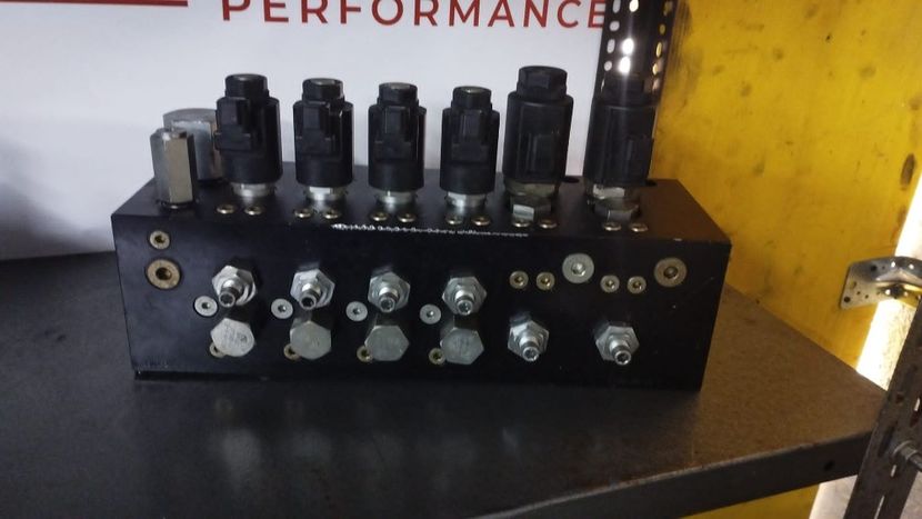 Reparatii Distribuitoare - Centru de reparatii DISTRIBUITOARE