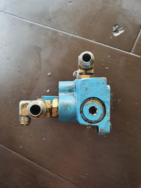 Reparatii Distribuitoare - Centru de reparatii DISTRIBUITOARE