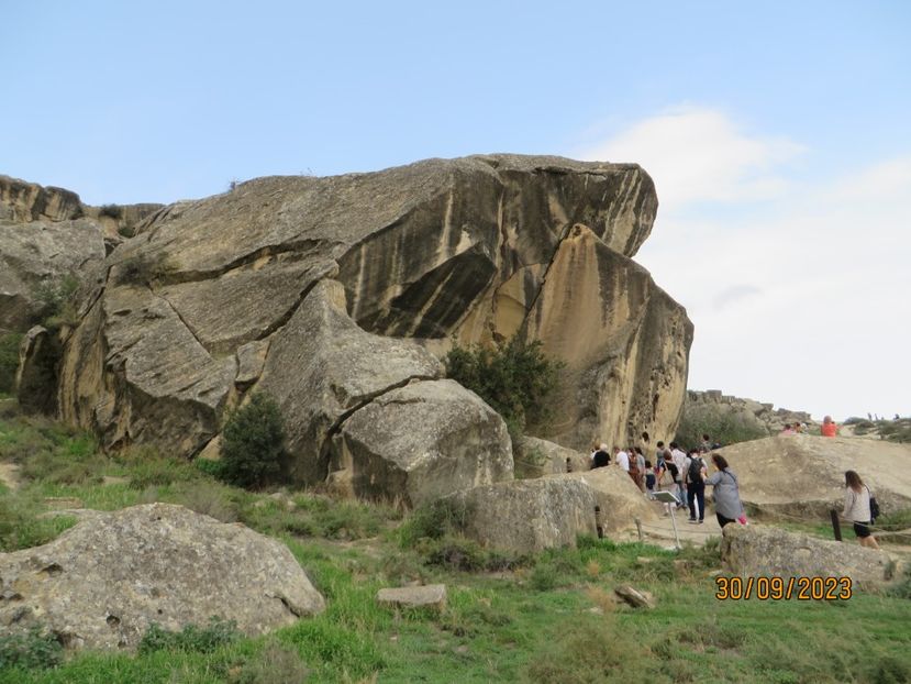  - 1 Baku - Parcul National Gobustan