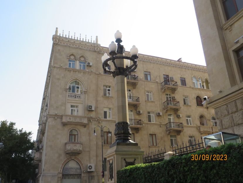  - 1 Baku - Parcul National Gobustan