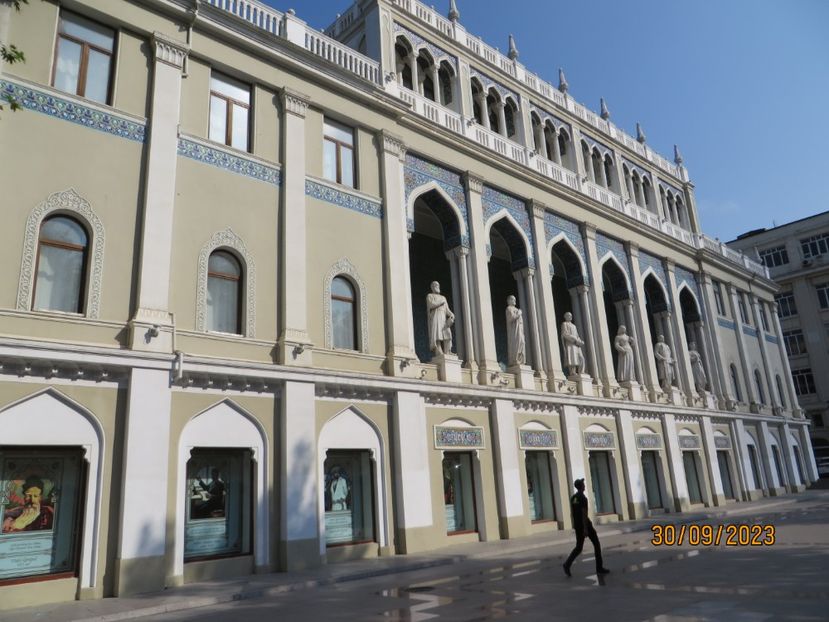  - 1 Baku - Parcul National Gobustan
