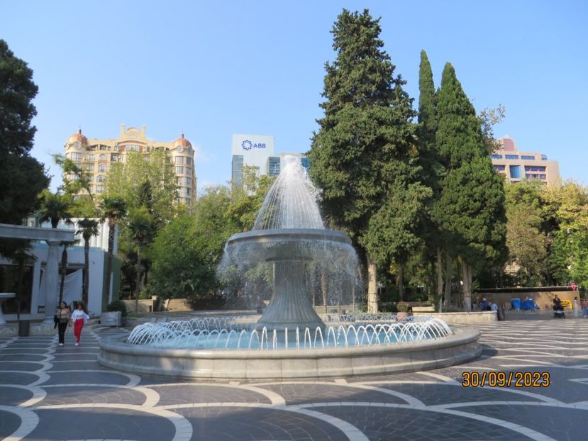  - 1 Baku - Parcul National Gobustan