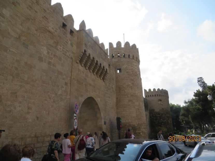  - 1 Baku - Parcul National Gobustan
