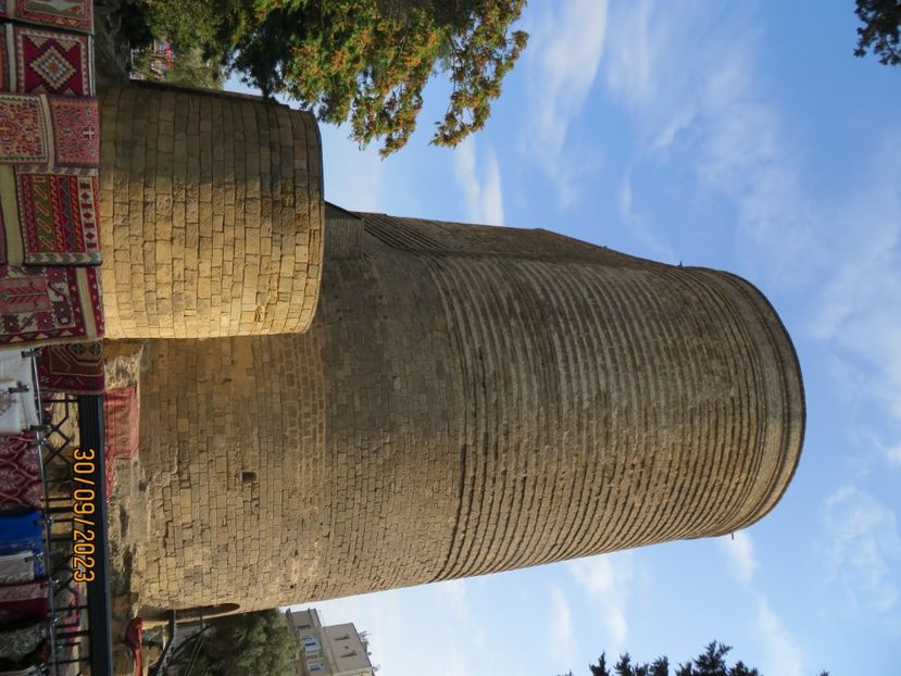  - 1 Baku - Parcul National Gobustan