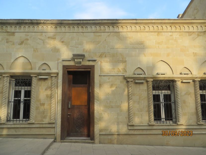  - 1 Baku - Parcul National Gobustan