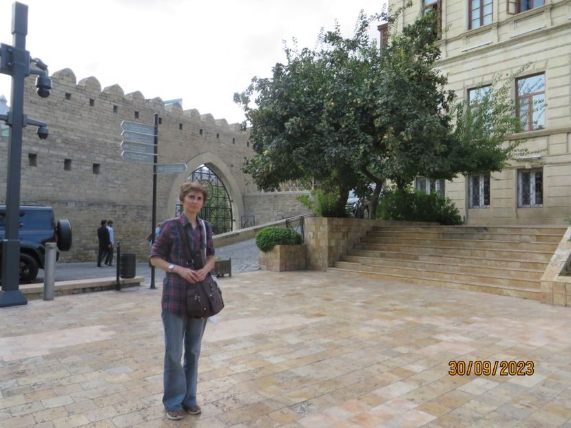  - 1 Baku - Parcul National Gobustan