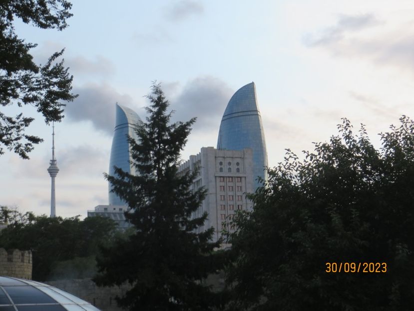  - 1 Baku - Parcul National Gobustan
