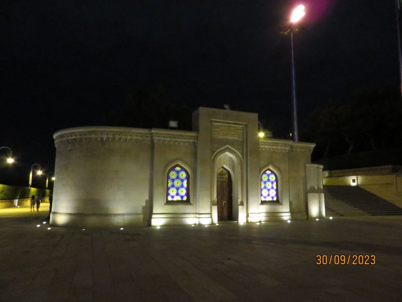  - 1 Baku - Parcul National Gobustan