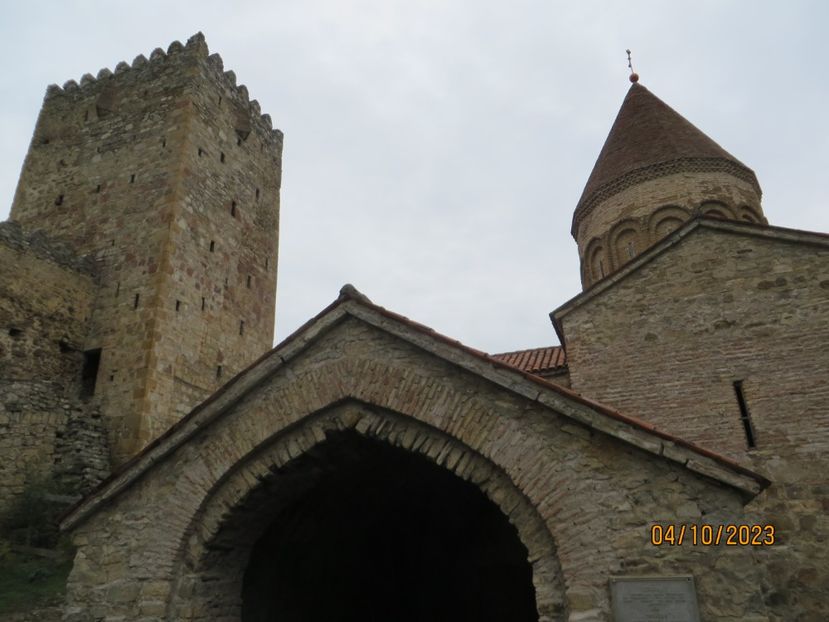  - 5 Ananuri Gudauri