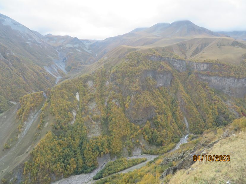  - 5 Ananuri Gudauri